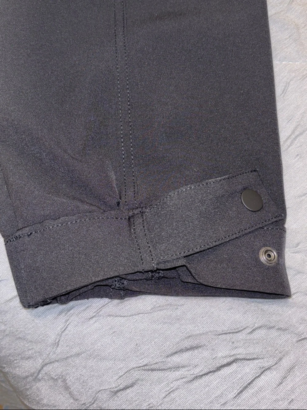 Athleta Endless High Rise Women’s Black Cargo Pants - Picture 11 of 12